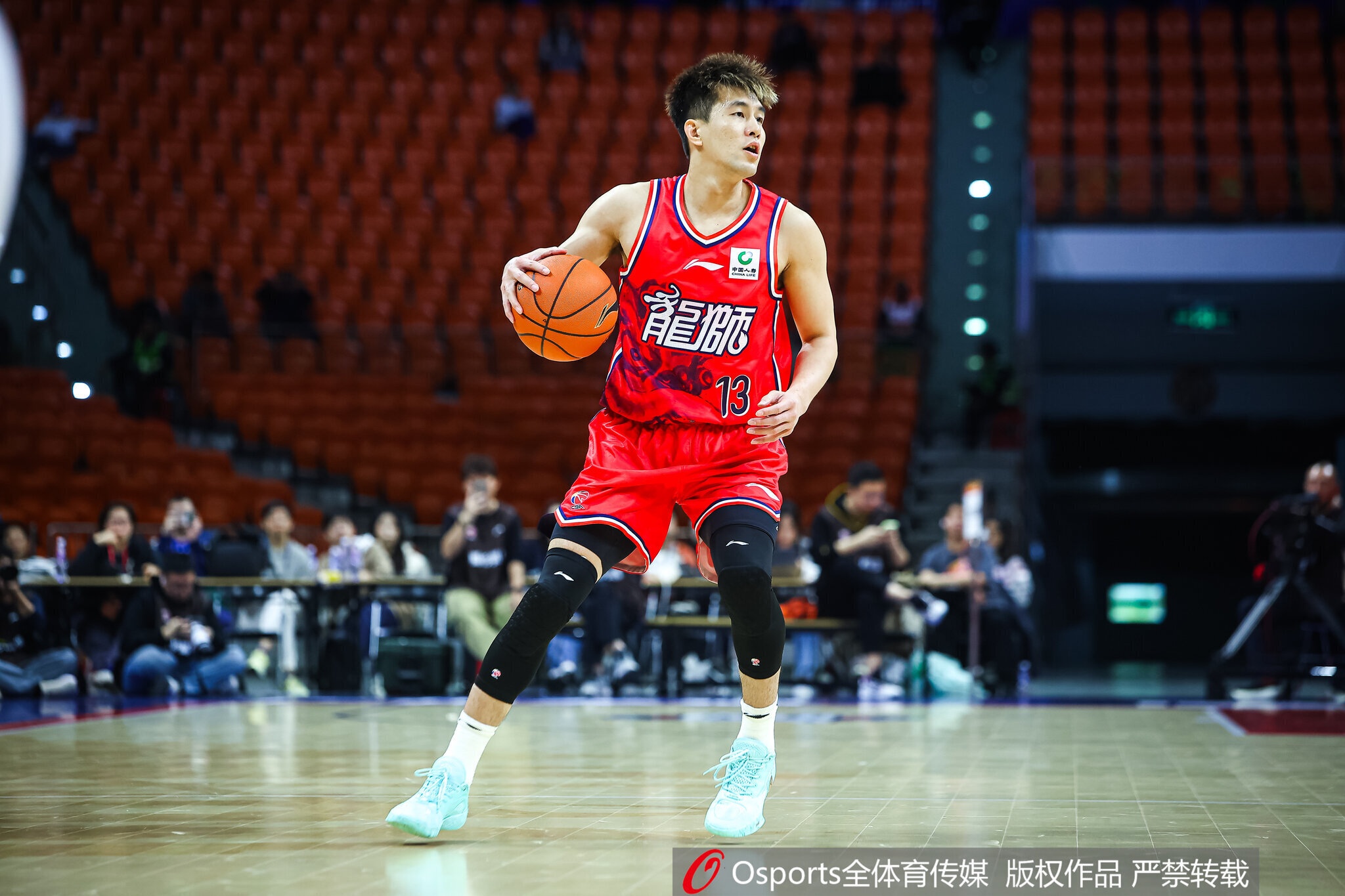 leyu公司-媒体人：我向艾伦妈妈求证过 虽然她说是假的但措辞谨慎似有隐情